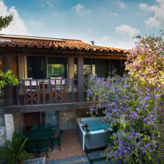 Pedra Bela - Cozy House w/ Private Jacuzzi @ Geres