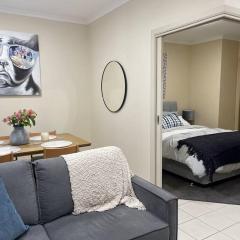 Morgan Place - Central Melbourne CBD Apartment on Flinders Lane Late Check-Out, Complimentary Welcome Hamper