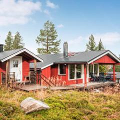 5 Bedroom Awesome Home In Trysil