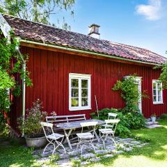 Amazing Home In Lidköping With Kitchen