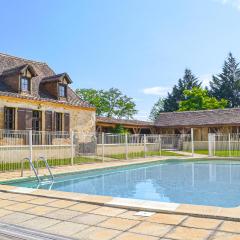 5 Bedroom Pet Friendly Home In Eglise Neuve Dissac