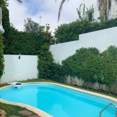 Villa avec piscine privée près de Casablanca Maroc