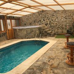 Casa rural Cristina- Piscina climatizada