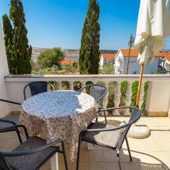 2 Bedroom Awesome Apartment In Rab