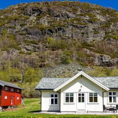 Nice Home In Hemsedal With Sauna