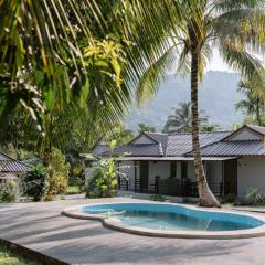 Gatto House