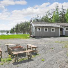 Stunning Home In Säffle With Lake View
