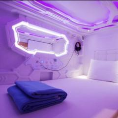 Super OYO 91328 Fiducia Capsule Hotel