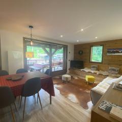 Appartement Central : 3 Chambres, Terrasse, Garage, Parking, Wifi – Pied des Pistes ! - FR-1-437-45