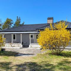 3 Bedroom Gorgeous Home In Visby