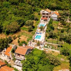 Old Stone House Villas