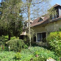 Moulin de la Follaine Gîte Le logis du meunier