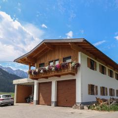 4 Bedroom Awesome Home In Walchsee