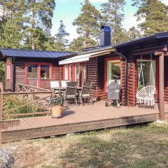 Lovely Home In Grdinge With Sauna