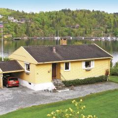 Gorgeous Home In Langangen With House Sea View