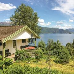 Awesome Home In Balestrand With House A Mountain View