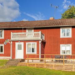 Amazing Home In Vetlanda With Wifi