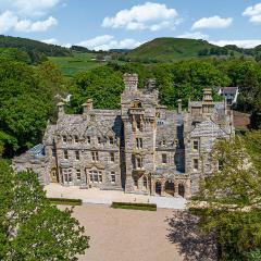 The Elizabeth Suite Stone Cross Mansion