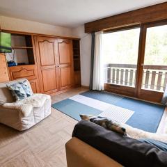 Charming 50m With Balcony In Megève !