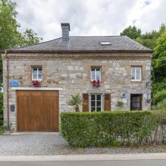 Charming Cottage in Anseremme with Fenced Garden