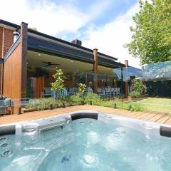Nirvana Retreat