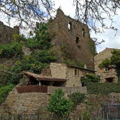 Gîte le rocher du château de Retourtour