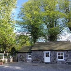 Roberts Yard Country Cottage