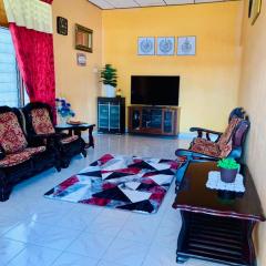 Ramizu Homestay Pokok Sena