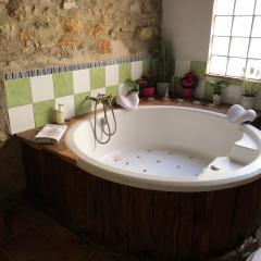 Casa Rustic Suites, JACUZI & LOVE