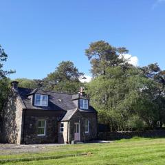 Beautiful Traditional secluded country cottage