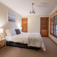 Eildon Motel Main house