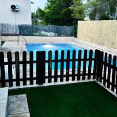 Chalet con piscina (B)