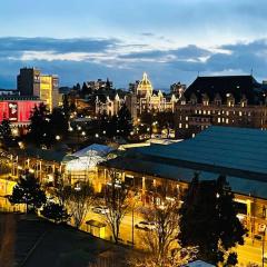 WaterFalls Hotel - Deluxe 2 bedroom suite downtown free parking with pool and Air Conditioning