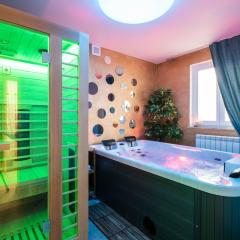 Wellness Studio D'Or - Exclusive NEW apartment With whirlpool, sauna, sunny terrace, private parking
