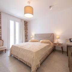 Up the stairs renovated apartment with sea view