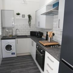 Cheerful 4-bedroom home in Sheffield