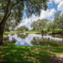 Golf and Tennis Community Studio - Peaceful Pond Paradise - Pet friendly