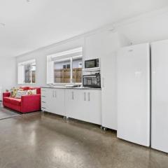 Bright 3-Bedroom Unit with Parking and Kitchenette