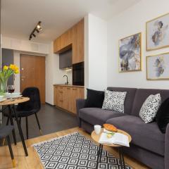 Warsaw Praga Kokoryczki Apartments with Parking by Noclegi Renters