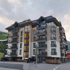 盖兹拉希峰拓普公寓酒店