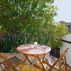 Kensington flat with roof terrace and sunshine