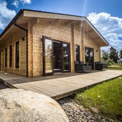 Sundance Lodge, Fantastic New Cabin with Hot Tub - Sleeps 6 - Largest In Felmoor Park