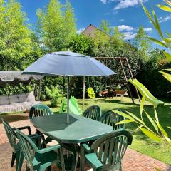 DISNEY & PARIS Happy Villa for 10 persons with Private Garden & Terrace 4 bedrooms, 3 bathrooms FIBER Wifi Netflix & free Parking