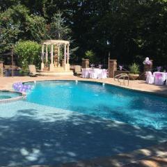 Annapolis Area Private, 3 Bedroom Pool, Jacuzzi & Sauna & Casino-Like Game Room