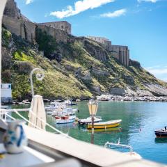 Casa Cinzia in Marina di Corricella