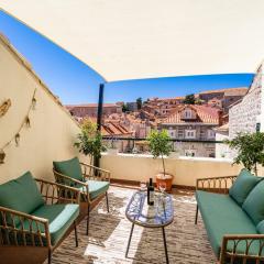 Luxury apartment Petra with terrace and city view