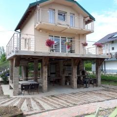 River Casa