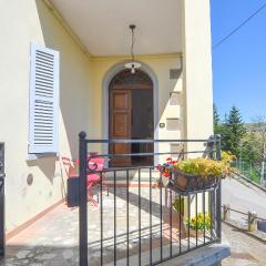 Lovely Apartment In Monte Cerignone With Kitchen