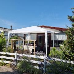 Lazy cabin near Hoek van Holland beach