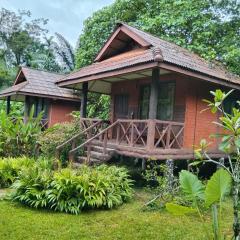 Khao Sok River & Jungle Resort